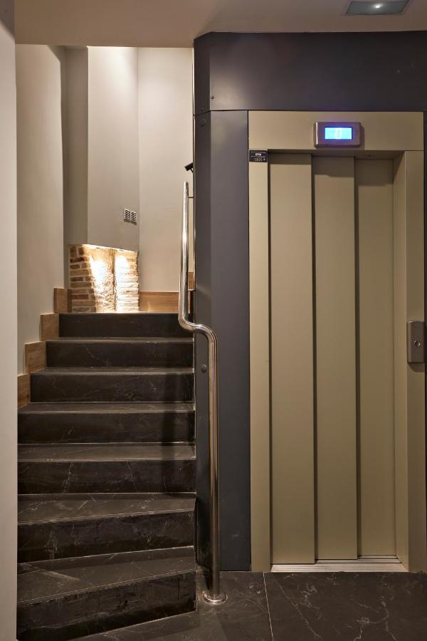 Apartamentos Marques De Abastos ログローニョ エクステリア 写真