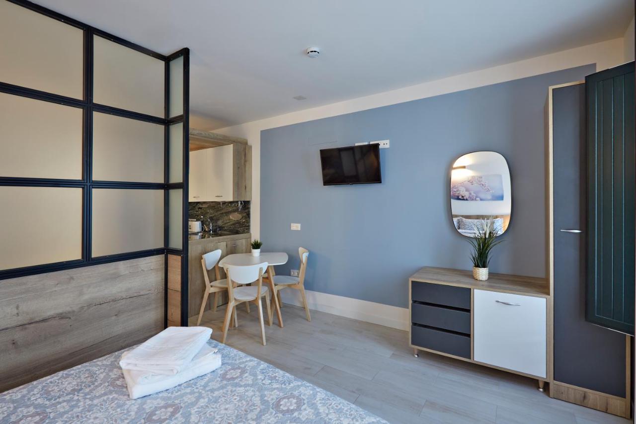 Apartamentos Marques De Abastos ログローニョ エクステリア 写真