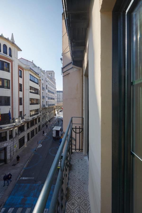 Apartamentos Marques De Abastos ログローニョ エクステリア 写真